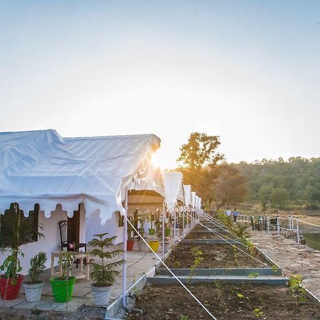 Padmavati Lake Resort Chittorgarh Exteriör bild